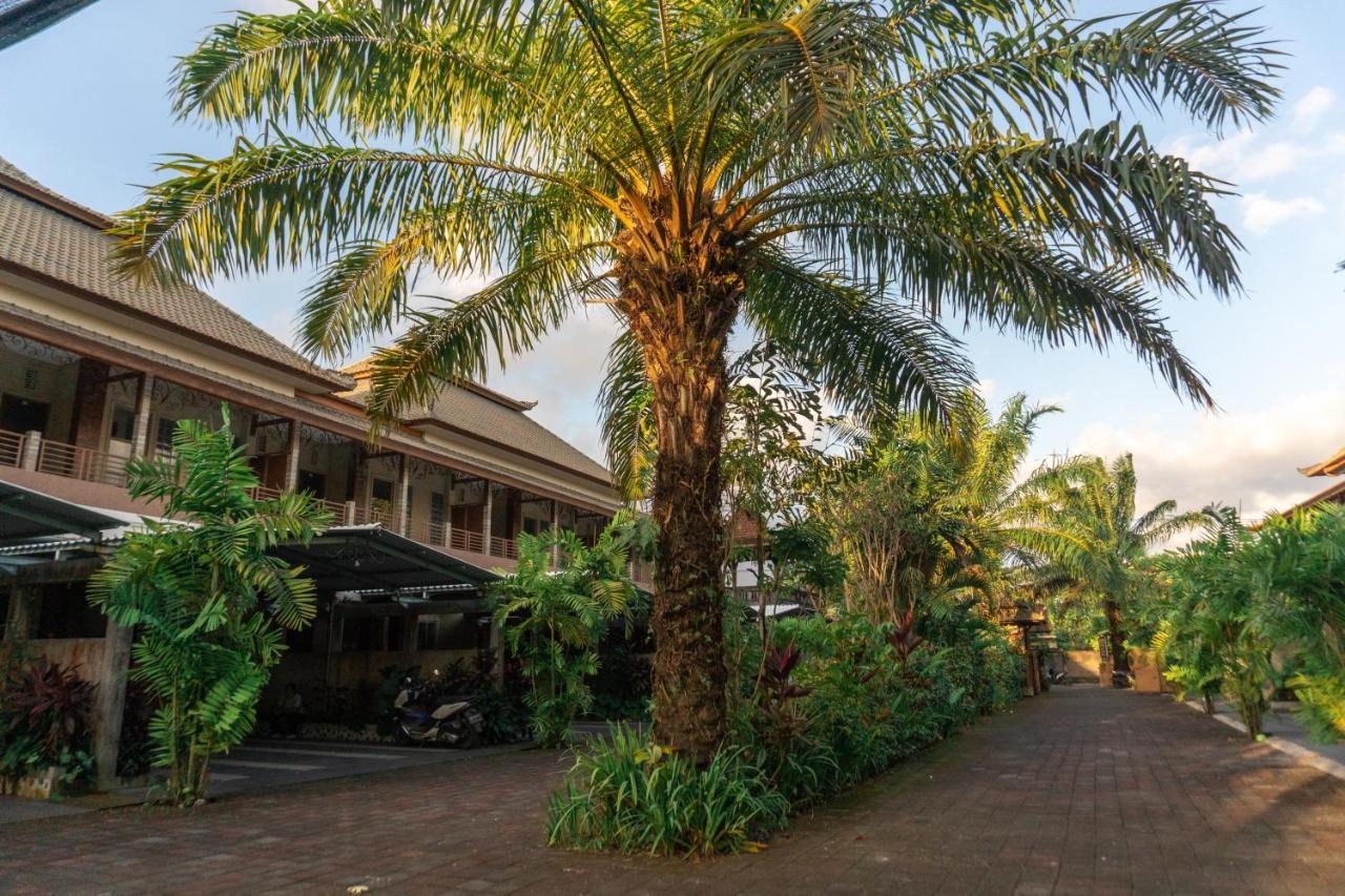 Townhouse, Pool & Kitchen, Ubud, Cucus Mondok Aparthotel Exterior photo